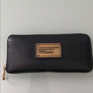 MARC BY MARC JACOBS - LONG ZIP WALLET